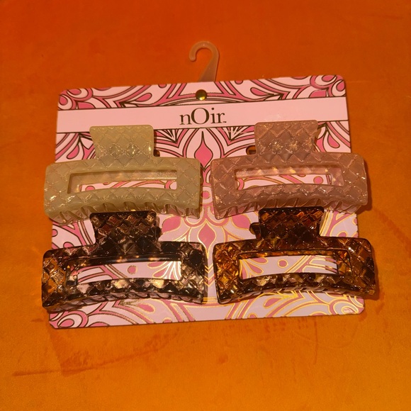 nOir Accessories - nOir Set of 4 Tortoiseshell & Neutral Rectangular Hair Clips